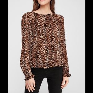 NWT Express Extra Large Leopard Print Pleated Top